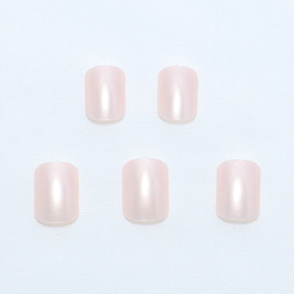Premium Press-On Nail Kit mit natürlichem Finish Brehn
