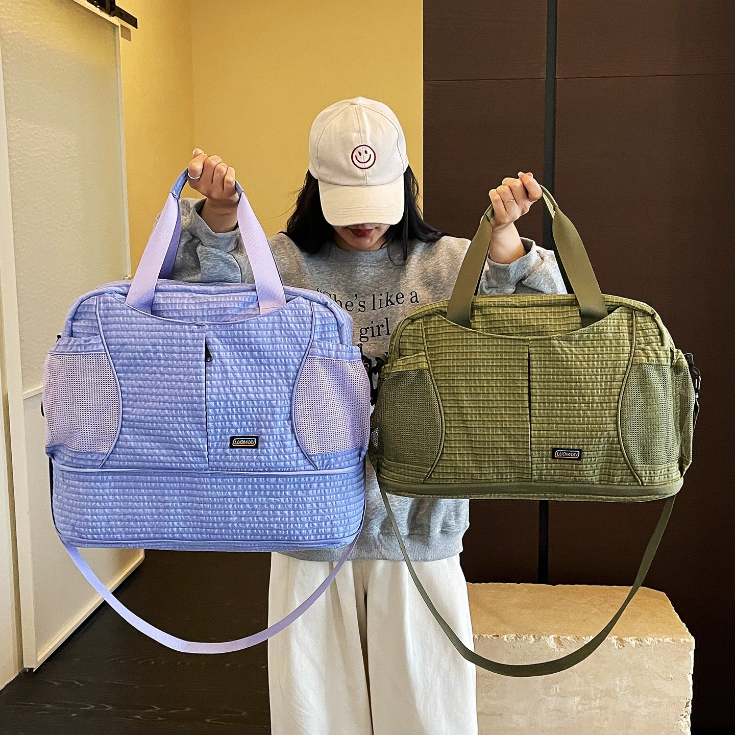 Texturiertes Sport-Duffle-Brehn