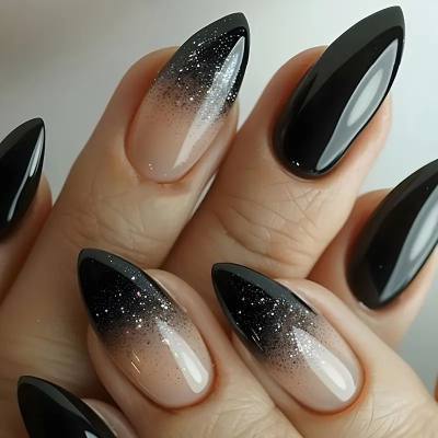 Glitzerndes Ombre Nagelset Brehn