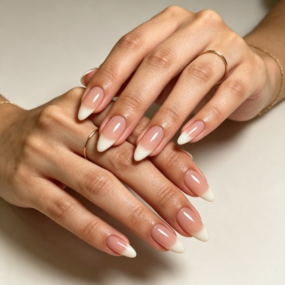 Künstlerisches Press-On-Nagelset mit himmlischem Design Brehn