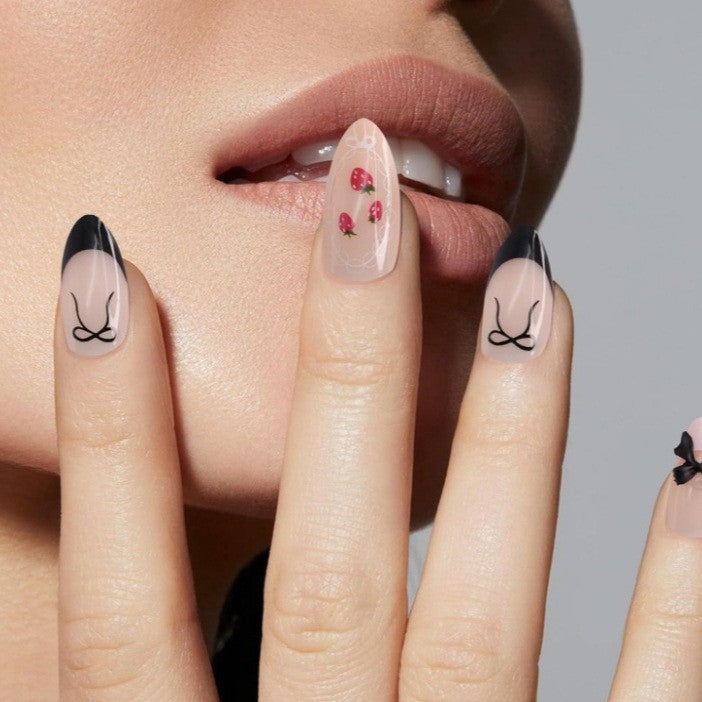 Künstlerisches Press-On Nagelset Brehn