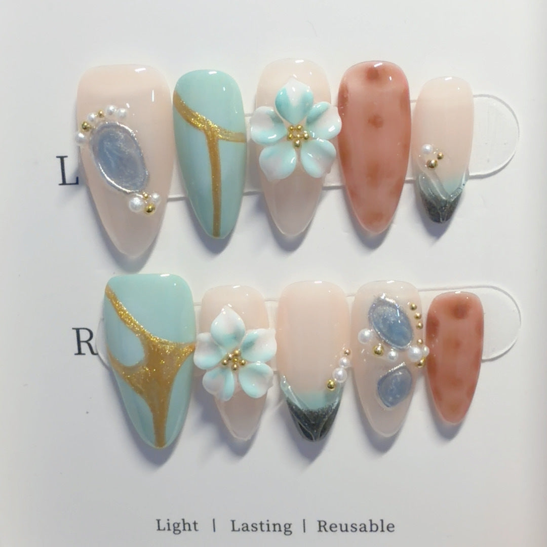 Dekoratives Floral 3D Press-On Nagelkunst Set