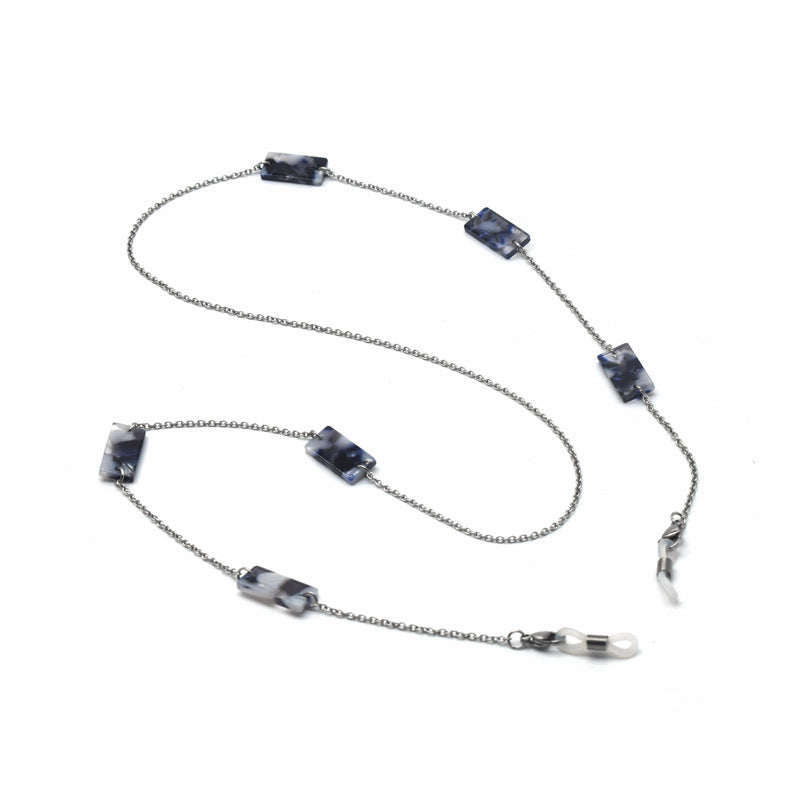 Elegante mit Perlen akzentuierte Brillenhalterkette Brehn