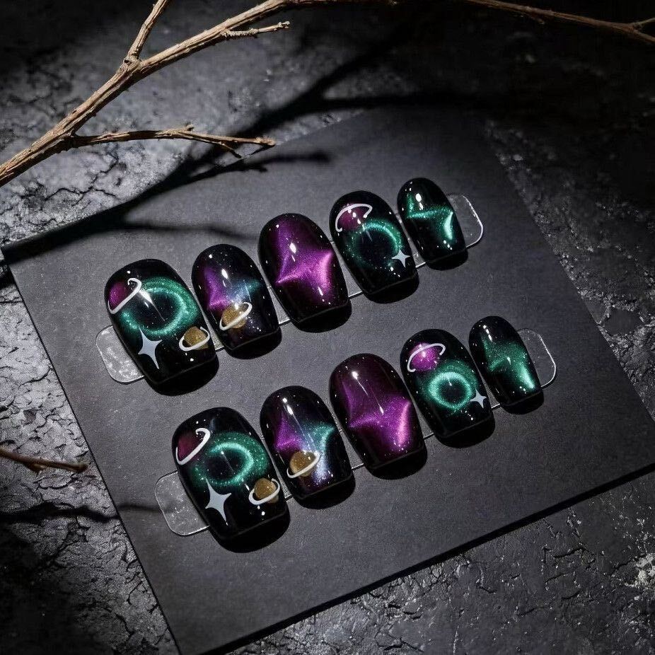 Künstlerisches Press-On Nagelkunst Design Set Brehn