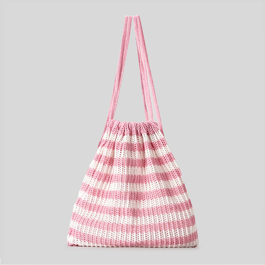 Leichte gestreifte Häkel-Tasche