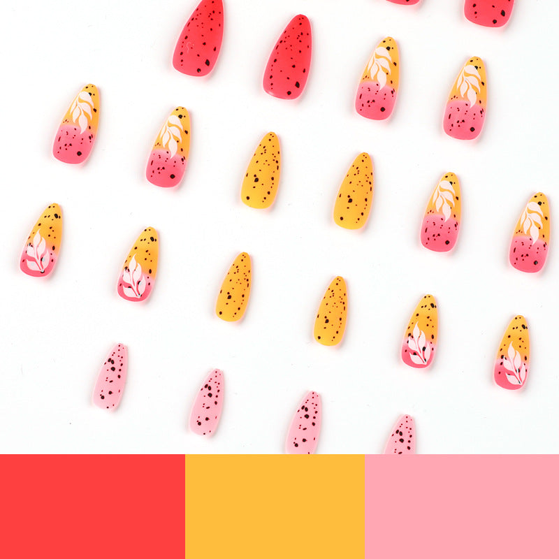 Künstliche Nagelkunst mit floralem Ombre-Design Brehn