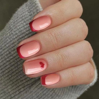 Herzförmige benutzerdefinierte Nagelkunst Brehn