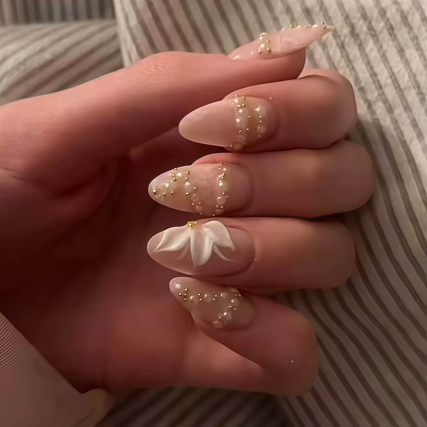 Elegante 3D Blumen Nagelkunst Design Brehn