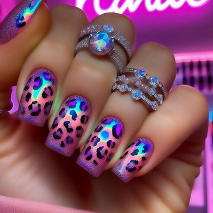 Künstlerische Leopardenmuster-Gel-Nagelerweiterungen Brehn