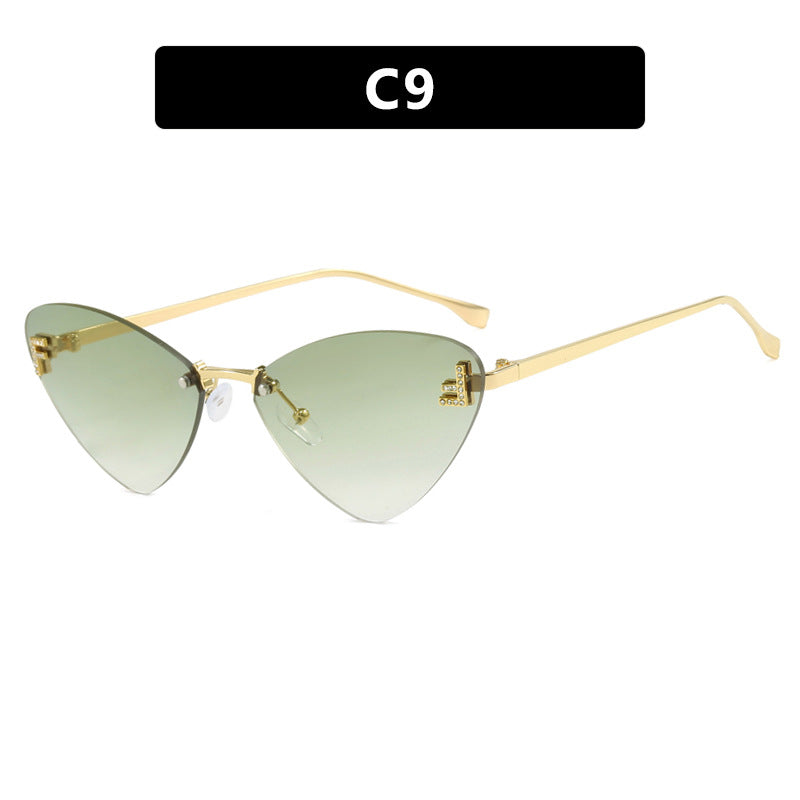 Damen extravagante Cat-Eye Sonnenbrille mit funkelnden Details Brehn