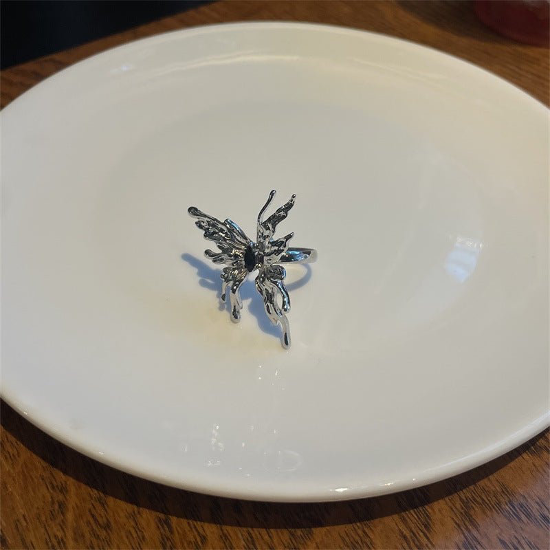 Künstlerischer Baumzweig Design Ring Brehn