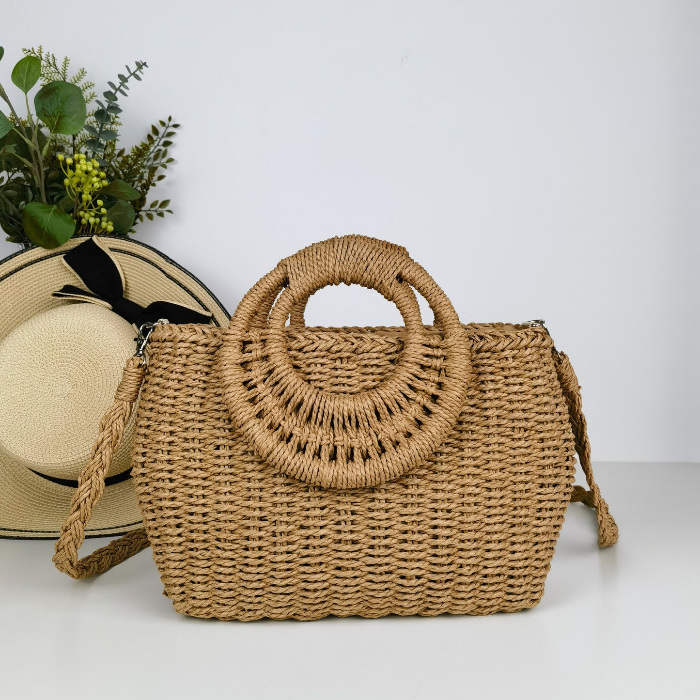 Handgefertigte Rattan-Tasche mit Schulterriemen Brehn
