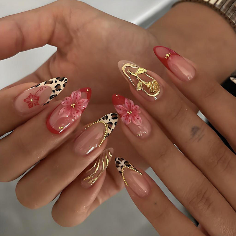 Kunstnagelset mit kreativen Tier- und Blumendesigns Brehn