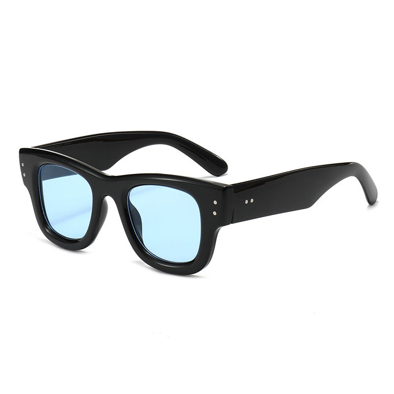 Retro-inspirierte auffällige Rahmen-Sonnenbrille Brehn