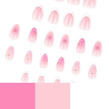 Überragende Nagelkunst mit luxuriösen Blüten- und Muschel-Designs Brehn