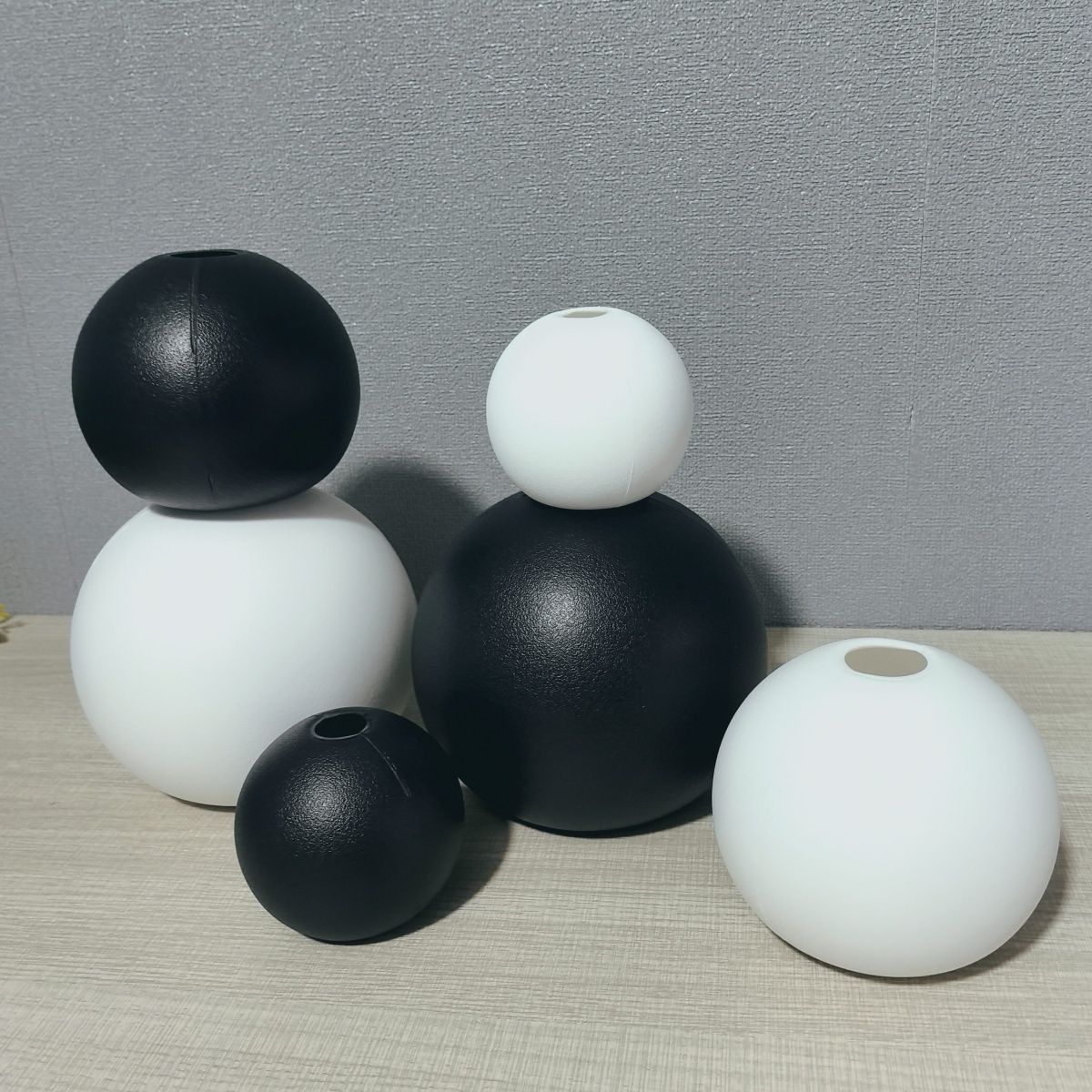 Minimalistische Keramiksphärenpflanzer Brehn