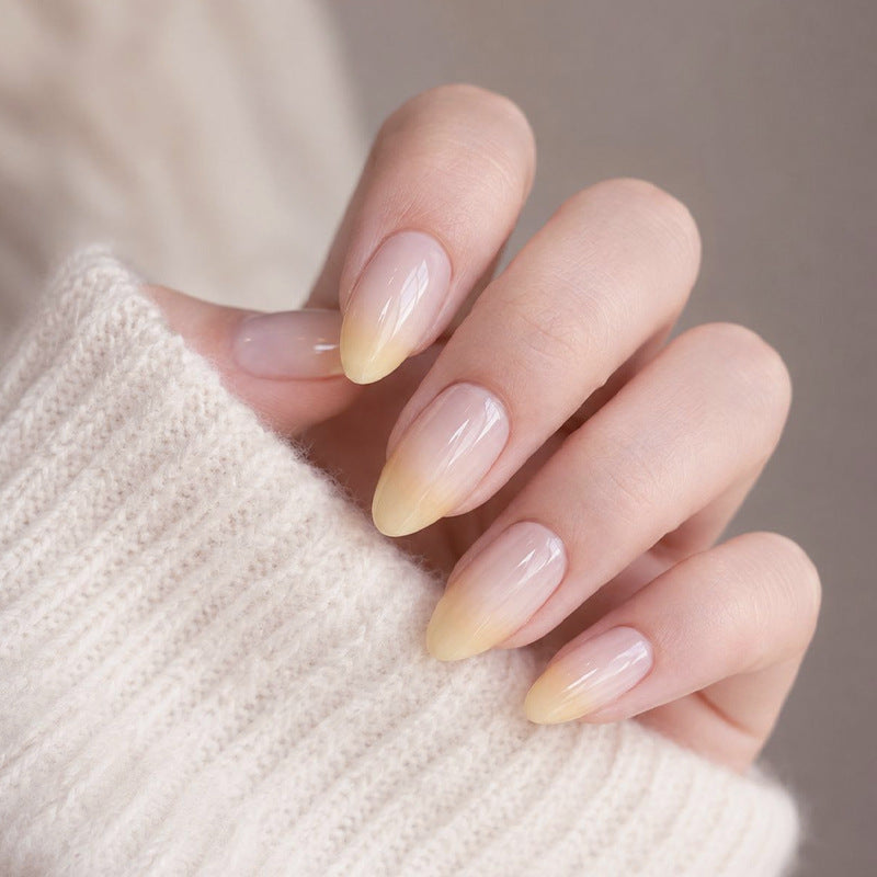 Ombre Mandelbaumförmige Nagelverlängerungen Brehn