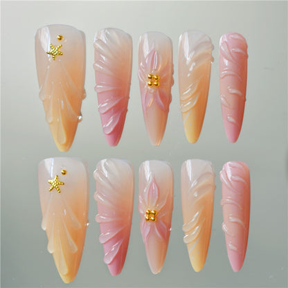Florale 3D Dekorative Press-On Nagelkunst Brehn