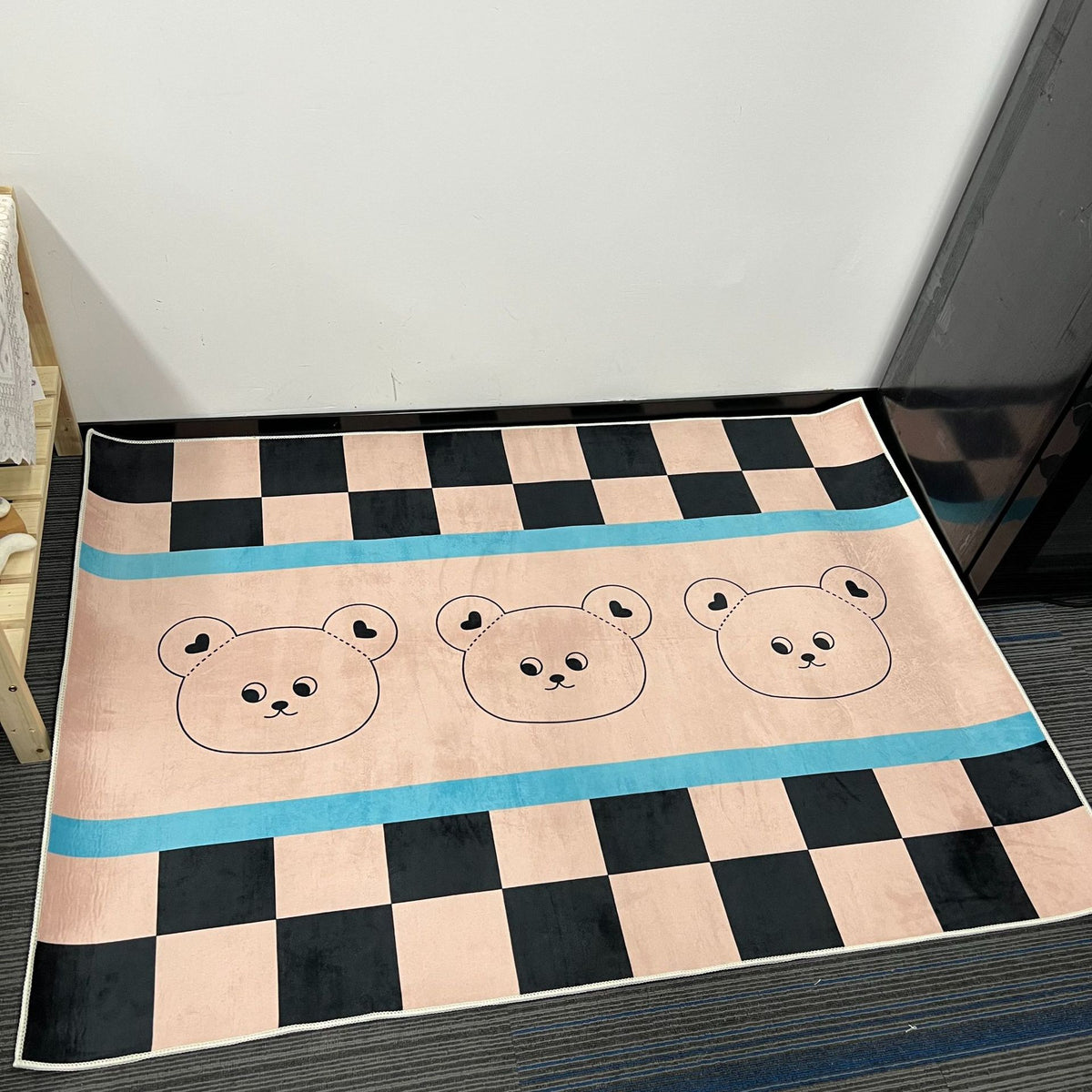 Runder Bildungs Baby Spielteppich mit Alphabetrand und Bärenillustration