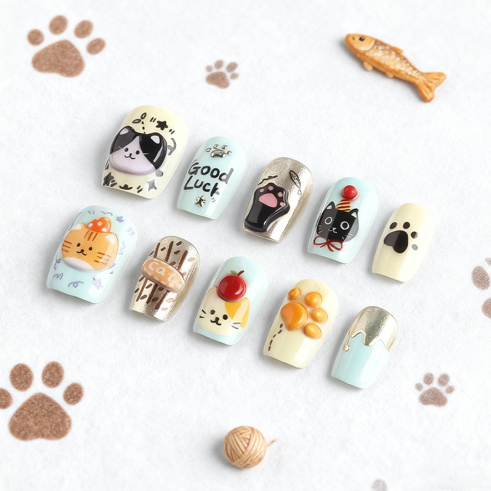 Verspielte katzenmotivierte Press-On Nagelkunst Brehn