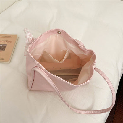 Stilvolle Handtasche mit Schleifenakzent