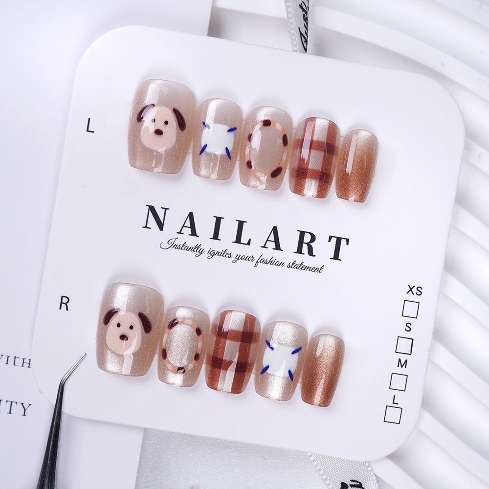 Kreatives thematisches Press-On-Nagelset Brehn