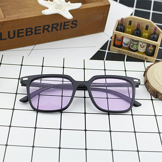 Damen moderne quadratische Sonnenbrille mit minimalistischer Rahmenstruktur Brehn
