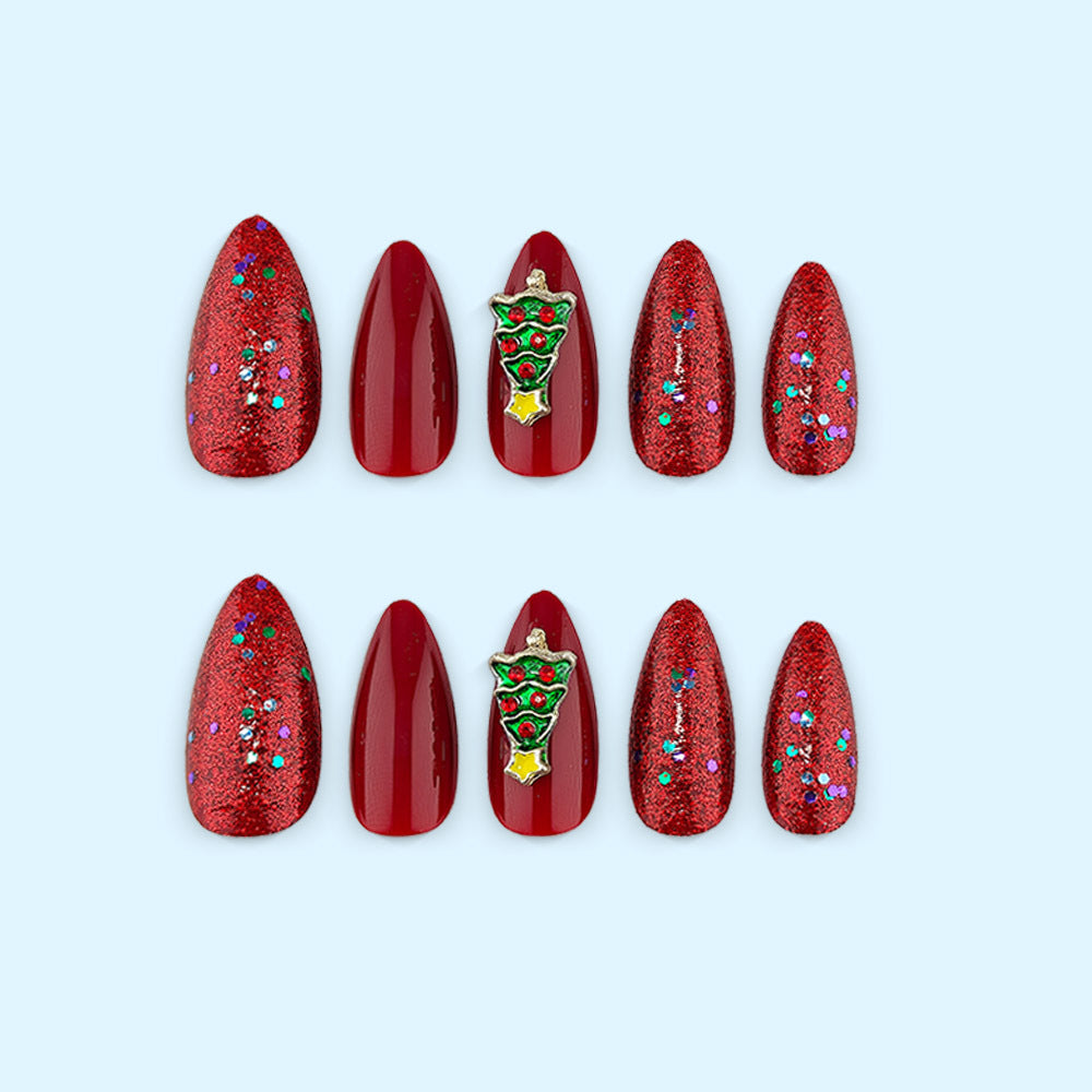 Festliche Kunstnägel mit Weihnachtsbaum Design Brehn