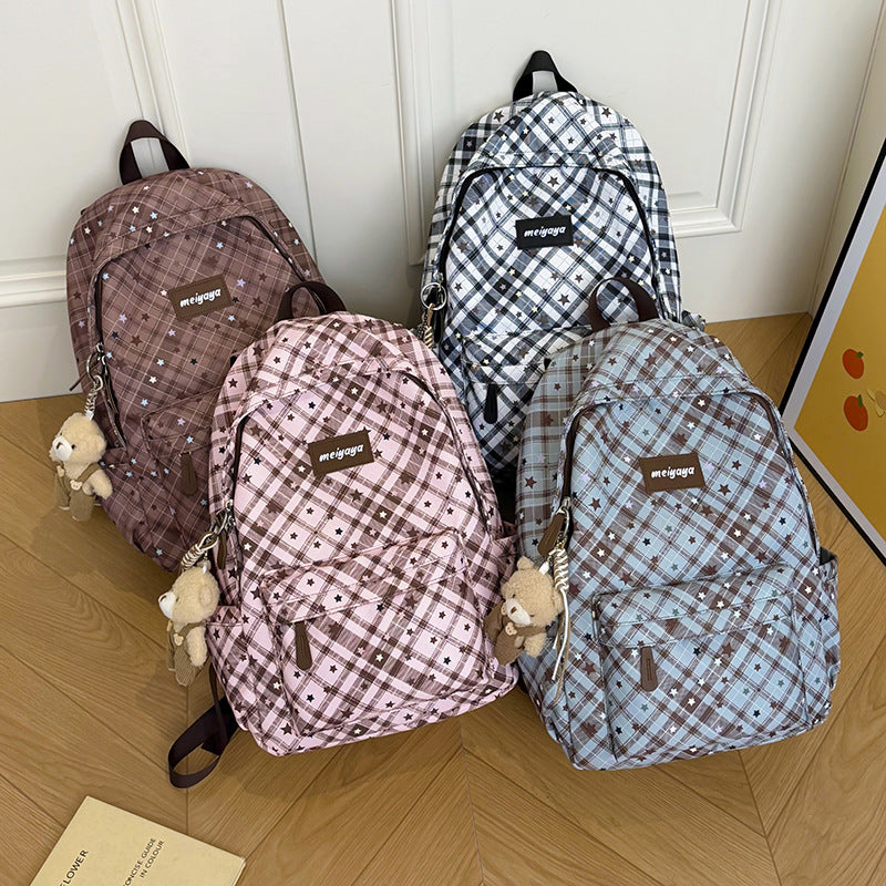 Stylischer leichter Rucksack mit niedlichem Teddybär-Schlüsselanhänger Brehn