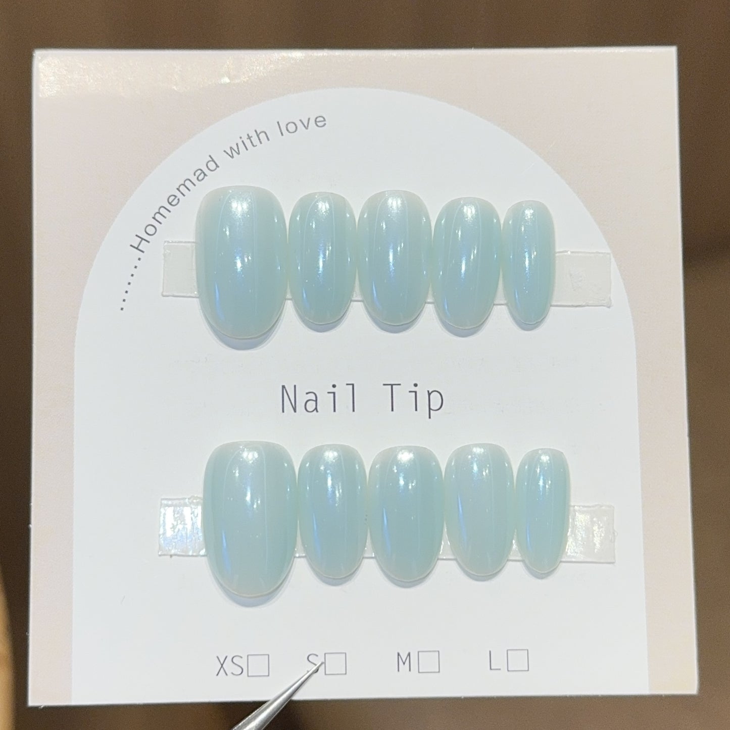 Kunstnagelspitzen mit Schimmerndem Effekt Brehn