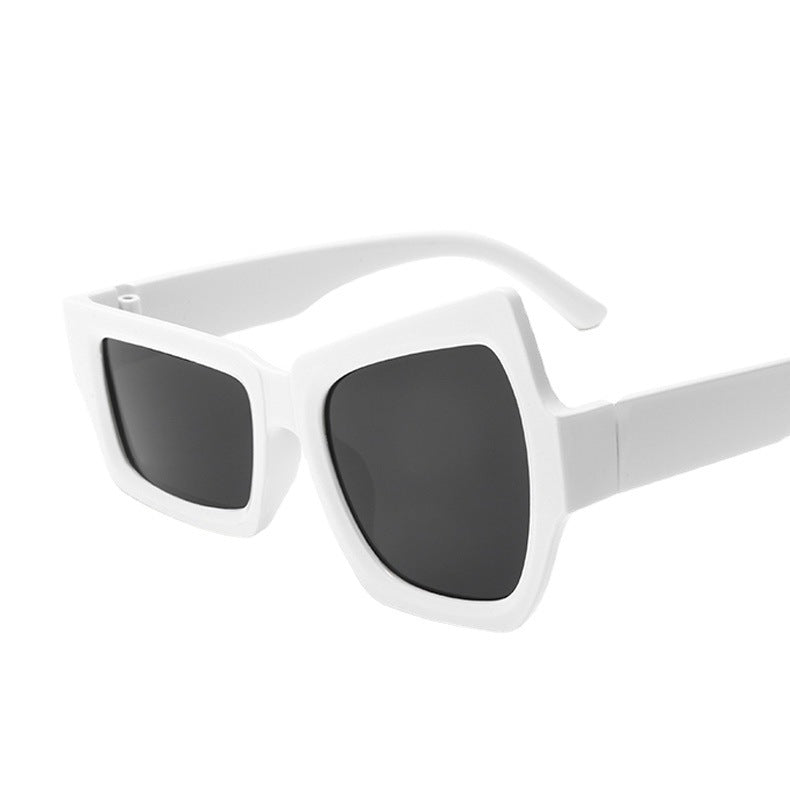 Bold Angular Frame Sonnenbrille Brehn