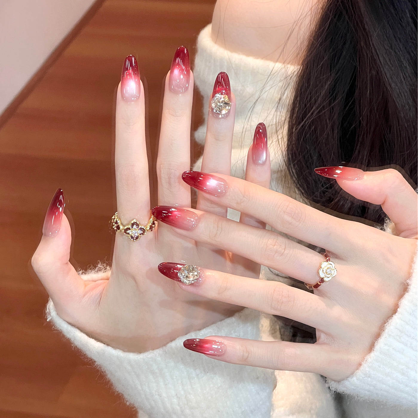 Ombre Press-On Nagelset mit Kristallakzenten Brehn