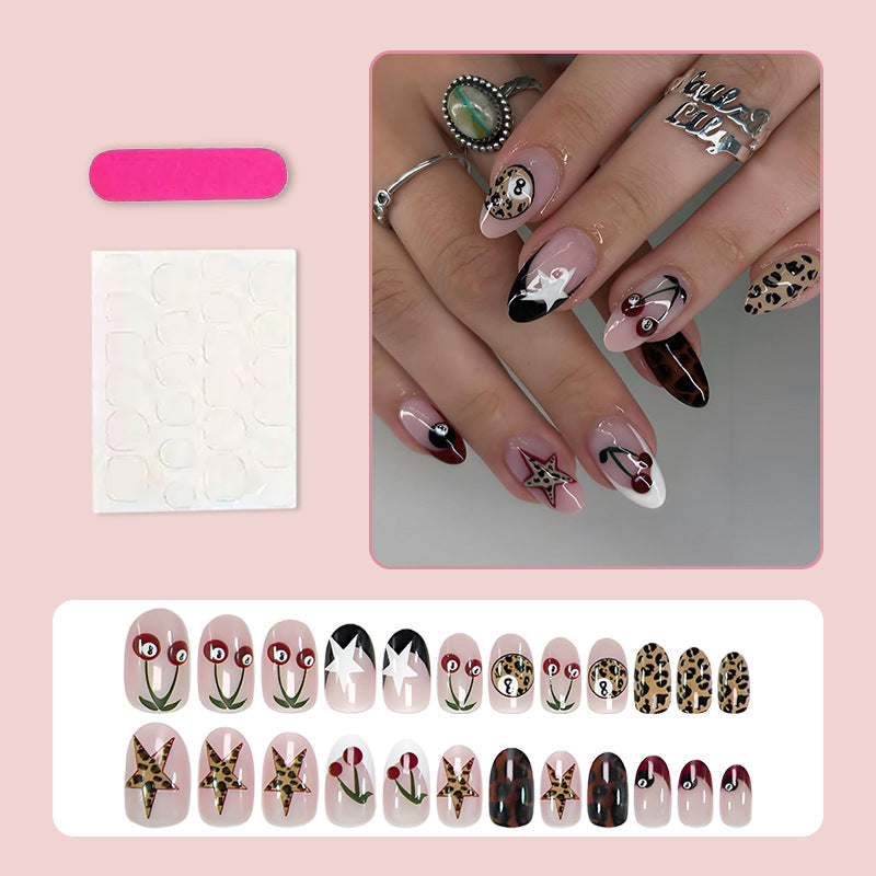 Kunstnagelset mit trendigen tierischen und maritimen Designs Brehn