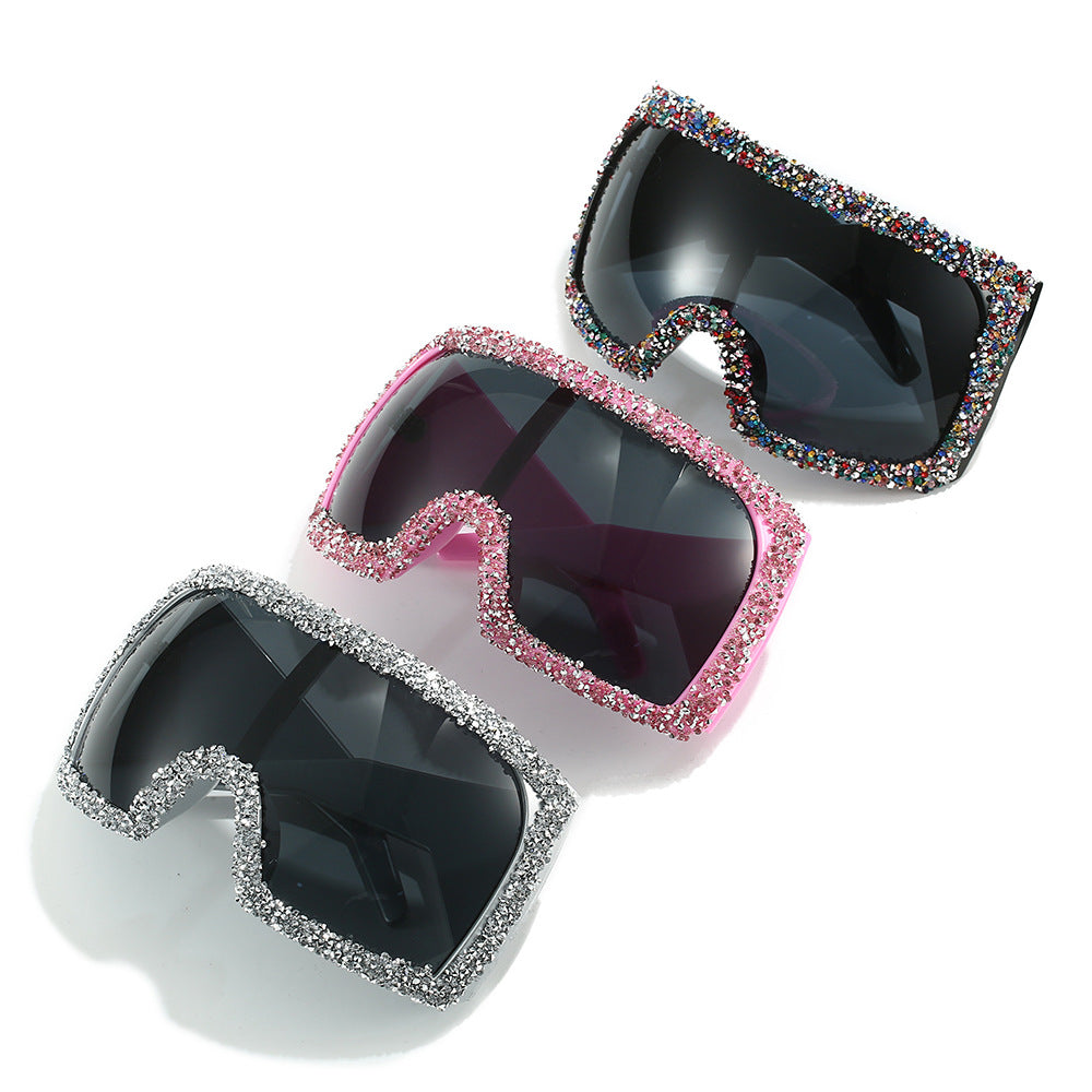 Damen Sportliche Oversized-Sonnenbrille mit Strassverzierungen Brehn