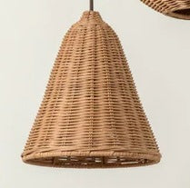 Handgefertigte Pendelleuchte aus geflochtenem Rattan Brehn