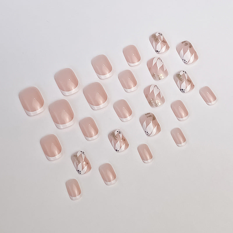Elegante französische Tip dekorative Nagelkunst