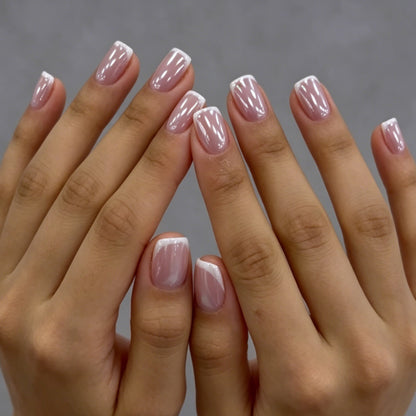 Elegante französische Spitze Press-On Nagelset Brehn
