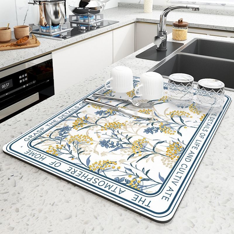 Dekorative Küchenmatte mit Blumenmotiv