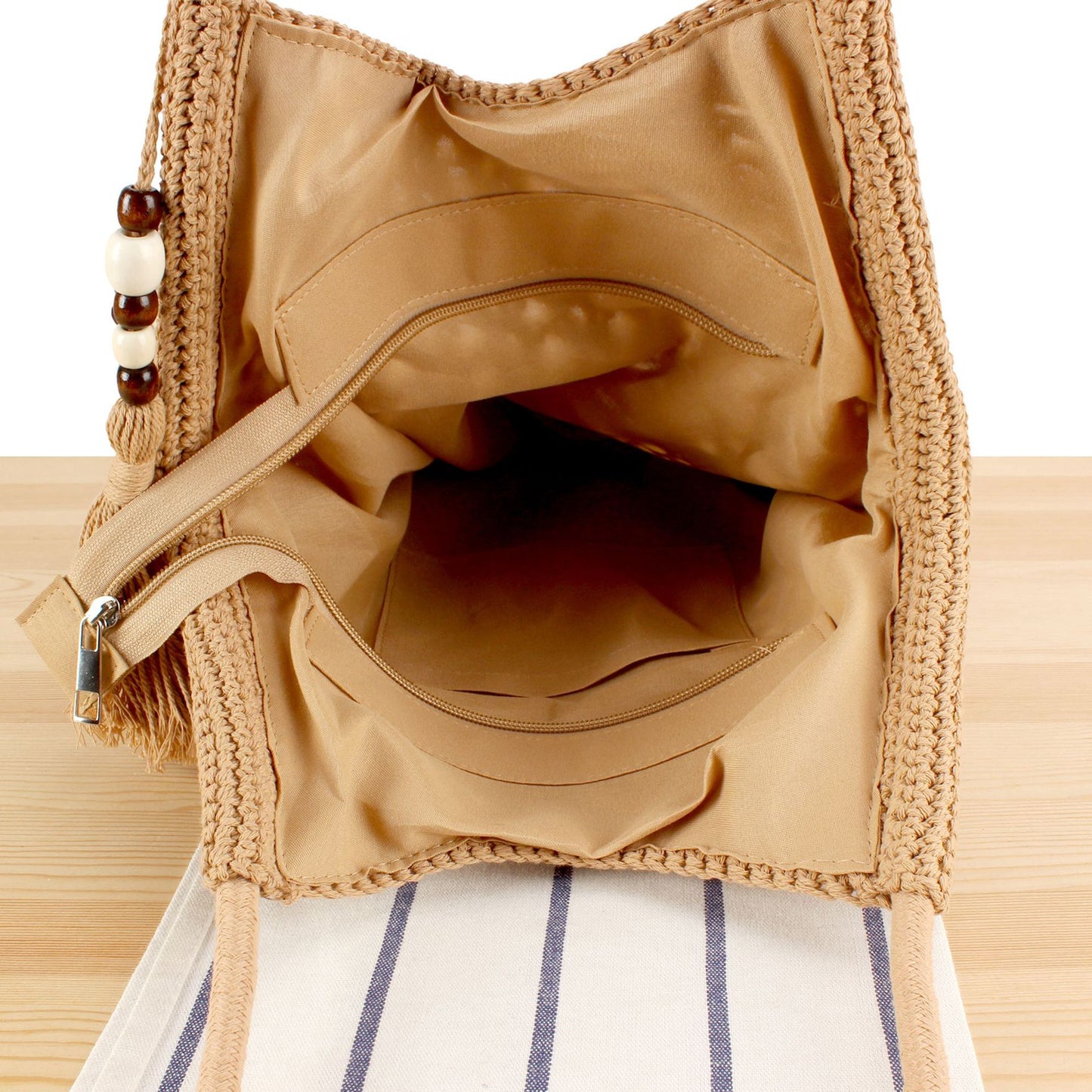 Handgeknüpfte Makramee-Tasche mit Verspieltem Anhänger Brehn