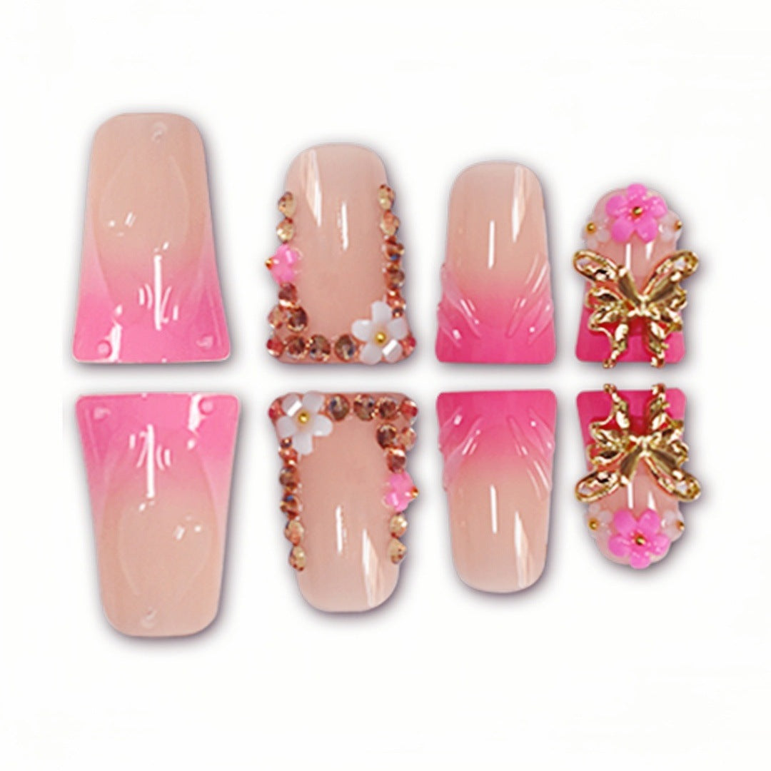Künstlerische Lange Nail Extensions mit Floral-Akzenten Brehn