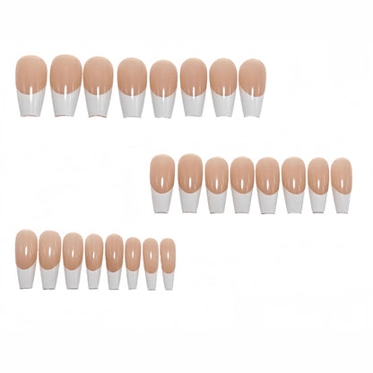 Kunstnägel im eleganten French-Tip Design Brehn