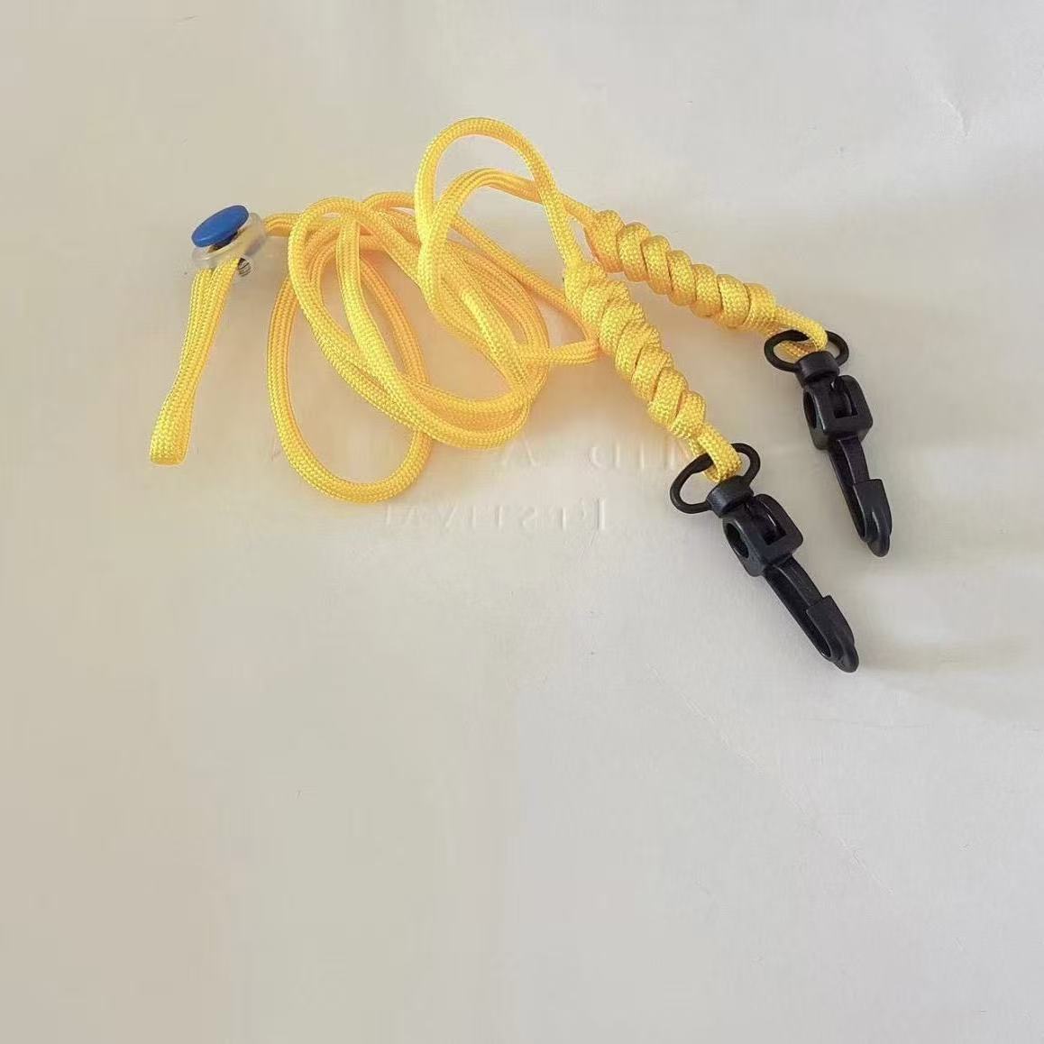 Multifunktionale verstellbare Lanyard Brehn