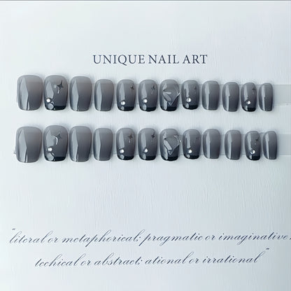 Einzigartiges artikuliertes Nageldesign Brehn