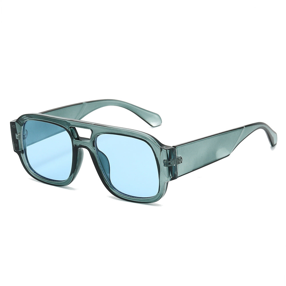 Moderne retro-inspirierte quadratische Sonnenbrillen Brehn