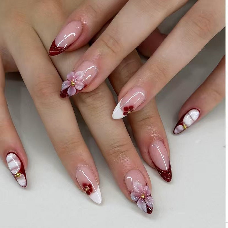 Elegantes Floral Press-On Nail Set