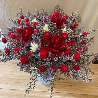 Natürlicher getrockneter Blumenstrauß