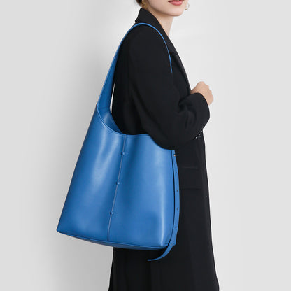 Elegante gebogene Bucket-Hobo-Tasche mit verstellbarem Seitengurt