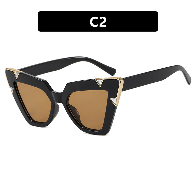 Damen Cat-Eye Sonnenbrille mit luxuriösem Motiv und schützendem UV-Filter Brehn