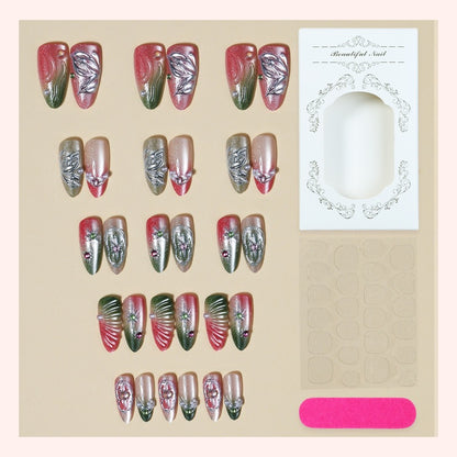Kunstnagelset mit eleganten Farbverläufen und dekorativen 3D-Elementen Brehn