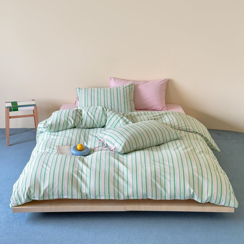 Bettwäsche-Set aus atmungsaktiver Baumwolle mit feinem Streifenmuster und Reißverschlussbezug